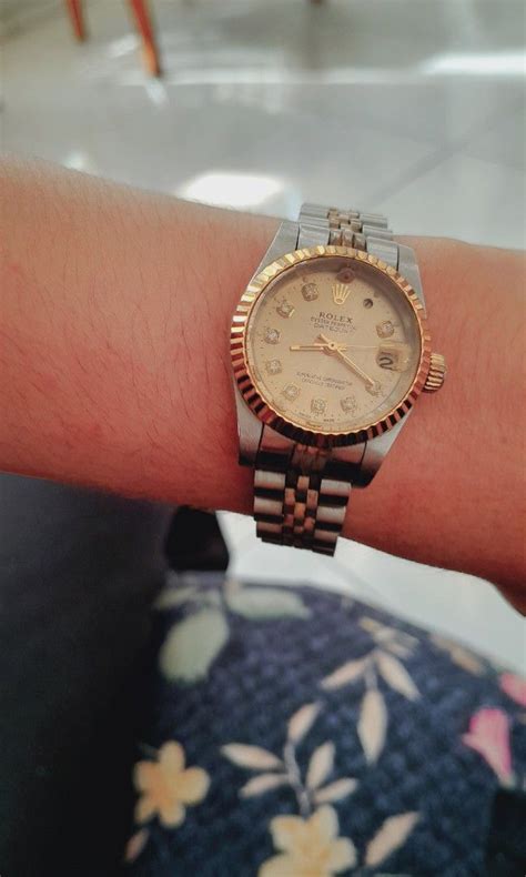 kronometer datejust wanita.